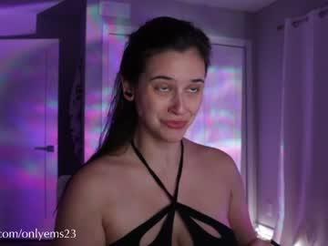 girl
        onlyems23 cam image #2809635