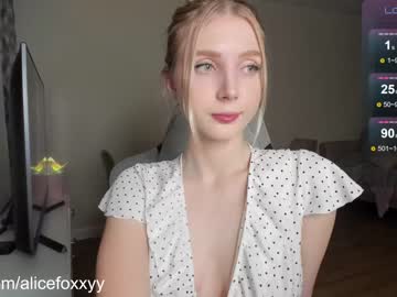 girl
        oh_honey_ cam image #2033325