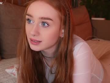 girl
        lizzy_blaze cam image #2253999