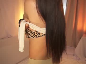 girl
        sunny_maria cam image #3407955