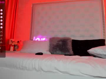 girl
        alexislove007 cam image #504438