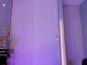 girl
        scarlett1_ cam image #4519312