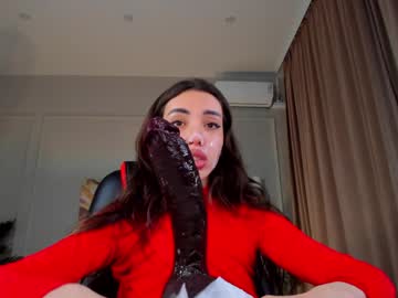 girl
        kriss_baby_ cam image #3886288
