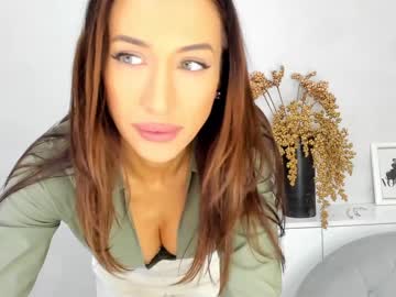 girl
        finestchantilly cam image #252103