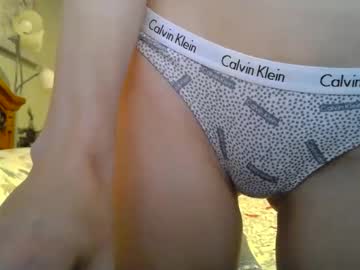 girl
        katynowhere cam image #3853365