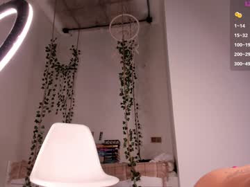 girl
        asuno_ cam image #3493437