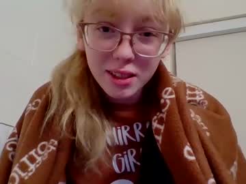 girl
        blonde_katie cam image #2225848