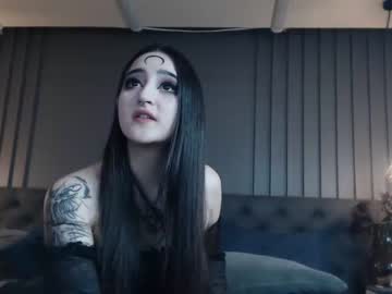 girl
        charlotte_germanotta_ cam image #1463255