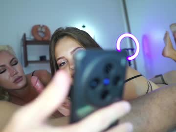 couple
        out_lust cam image #3865210