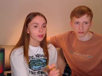 couple
        julsweet cam image #3048557