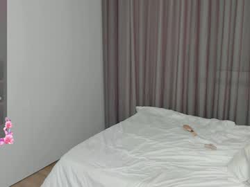 girl
        luna_grace07 cam image #3485421