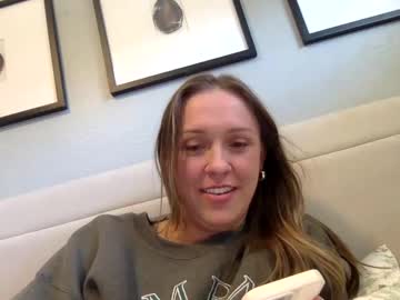 girl
        rubmyclit22 cam image #3430992