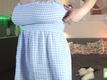 girl
        girl_u_never_met cam image #535022