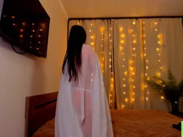girl
        amandamedrano cam image #329413