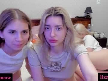 couple Webcam Girls Sex Thressome And Foursome with lovely_kira_kira