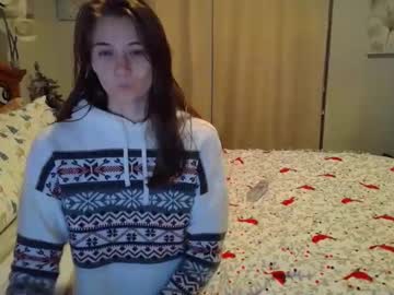 girl
        katynowhere cam image #3781598