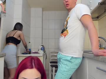 couple
        nolimitscoupl3 cam image #1057012