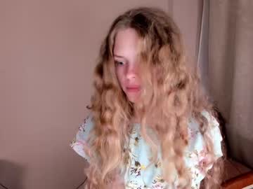 girl
        nataly_hello cam image #1859229