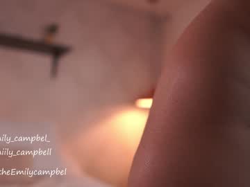 girl
        emiilycampbell cam image #3438291