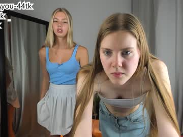 girl
        cassie_palmer cam image #1514641