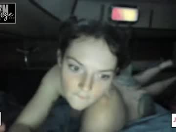 girl
        _fuckinparadise cam image #2205877