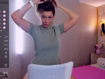 girl
        stifler_mommy cam image #781686