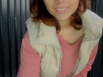 girl
        nyconik cam image #1697227