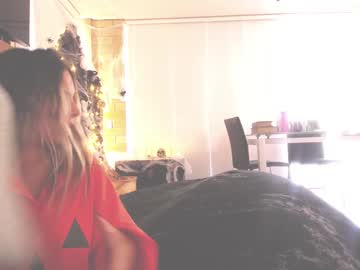 girl
        kendalltyler cam image #3493917