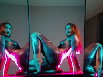 girl
        _meganmeow_ cam image #1948311