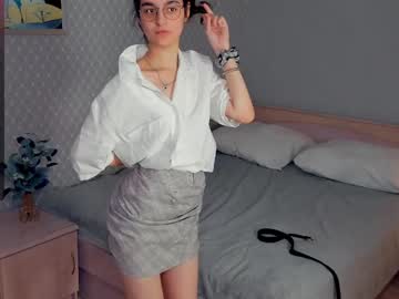 girl
        keeleyhane cam image #4106048