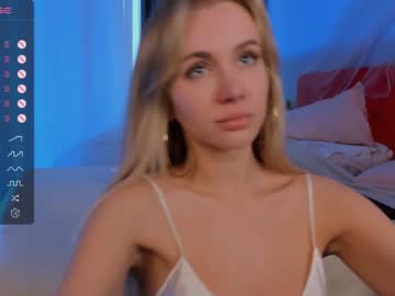 girl
        coy_tessa_ cam image #1974309