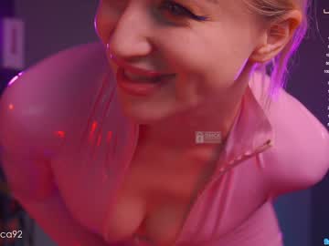 girl
        bronnica cam image #1371954