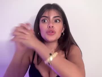 girl
        poutyselena cam image #4380317