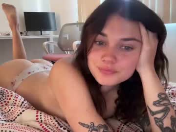 girl
        queencassidyy cam image #1976441