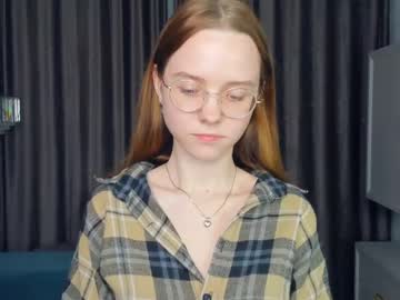 girl
        ann_energy cam image #2501350
