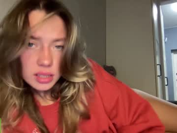 girl
        angel_from_sky cam image #2017011