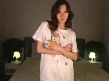 girl
        noreenaliff cam image #4507941