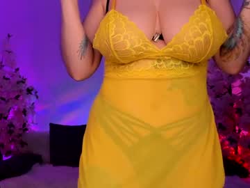 girl
        jessiccaburns cam image #3332073