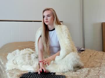girl
        olivia__evans_ cam image #145737