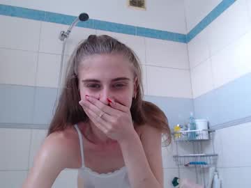 girl
        _shy_cutie cam image #1347624