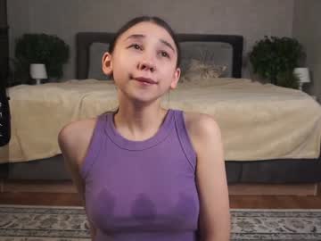 girl
        zarascarlett cam image #3800337