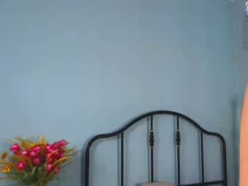 girl
        alicepreuoston cam image #4026788
