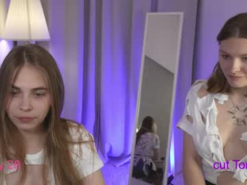 couple
        _mary_lor_ cam image #1362170