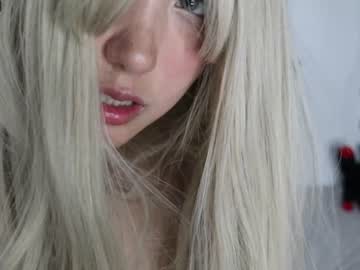 girl
        wendy_daniela cam image #1502214