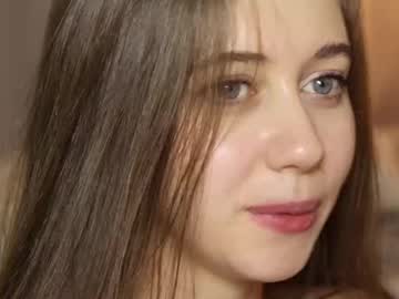 girl
        pretty_princess_elina cam image #4379849