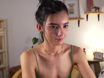 girl
        urcutelinda cam image #3115644