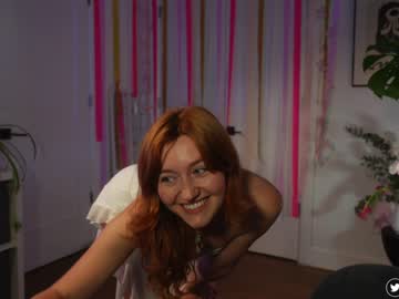 girl
        alisonrouge cam image #904241