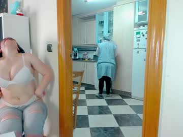 couple
        bluebooxxx cam image #503738