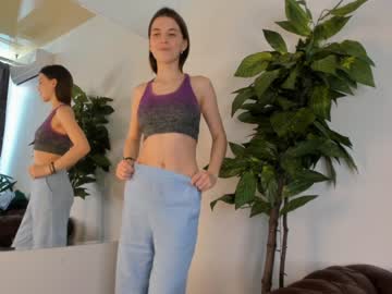 girl
        jacquelinechurch cam image #538235