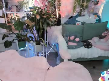 girl
        littleflufflepuff cam image #3672160